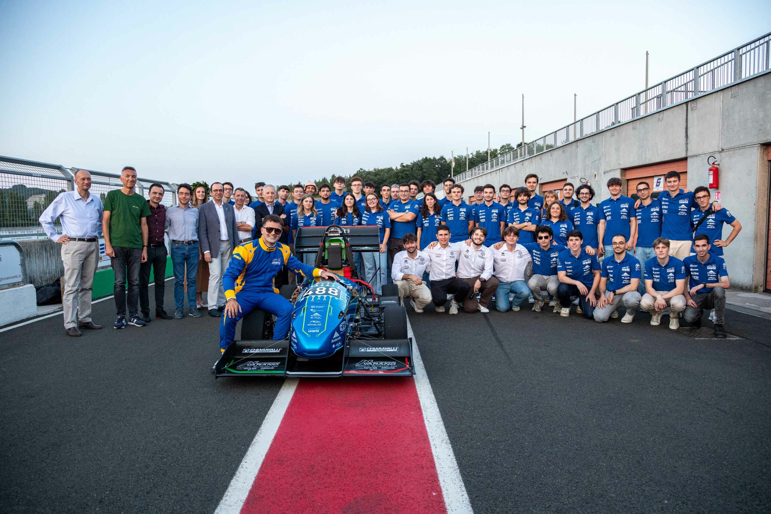 Svelata la prima vettura a guida autonoma dell’UniPR Racing Team: inizia l’era della DNF24