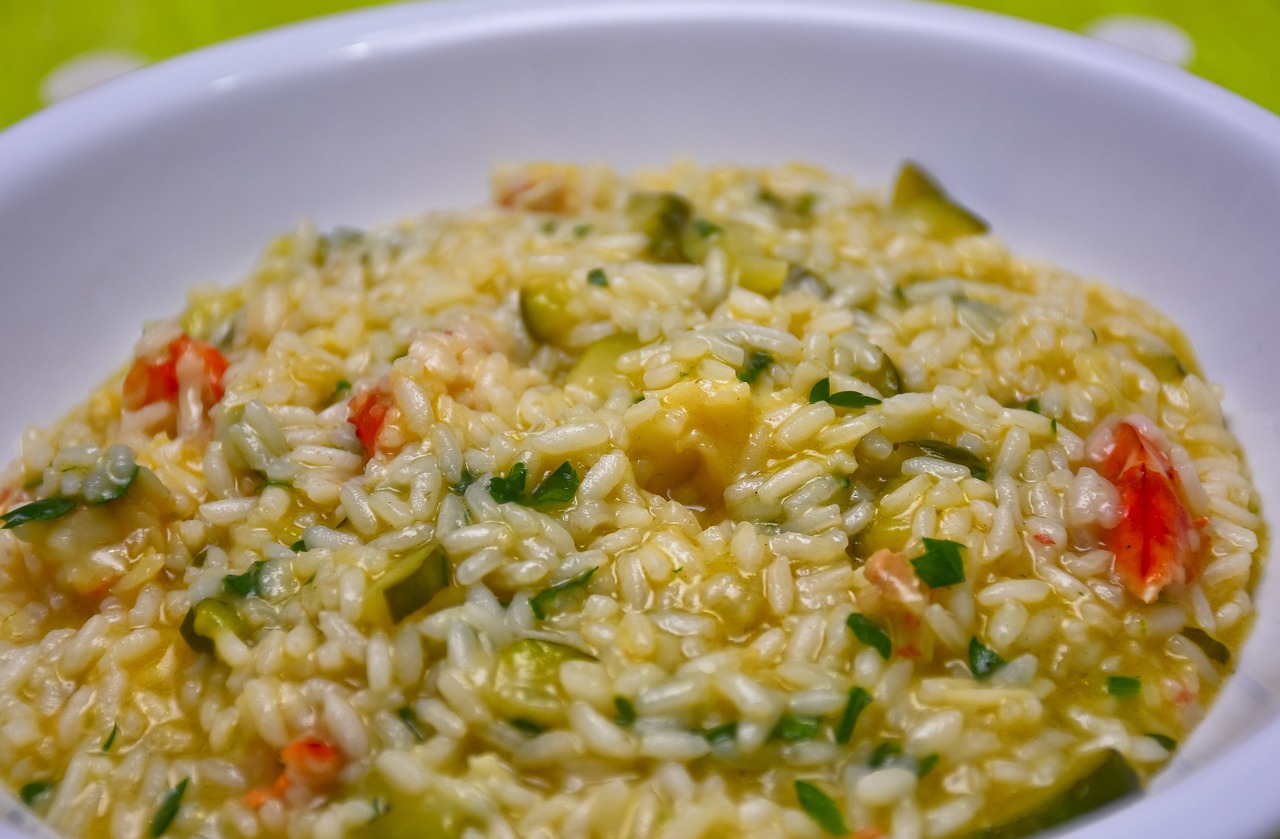 Risotto alla zucca e salsiccia: un classico autunnale da leccarsi i baffi